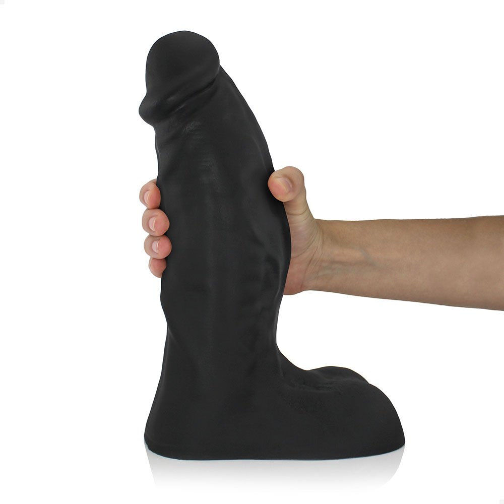 Pênis Gigante e Grosso Flexível com Escroto Coragem 27,5 x 7,8cm Preto | Foto 01