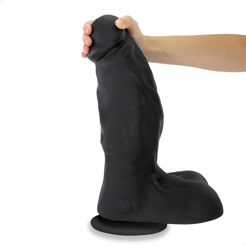 Pênis Gigante e Grosso Flexível com Escroto e Ventosa Corajoso 38 x 11,5cm Preto | Foto 01