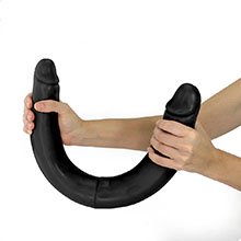 Pênis Gigante e Grosso Flexível Duas Pontas Duplex 60 x 6cm Preto